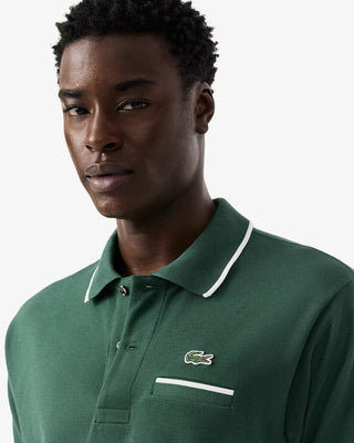 Polo LACOSTE classic fit L.12.12 con tasca e bordi a contrasto
