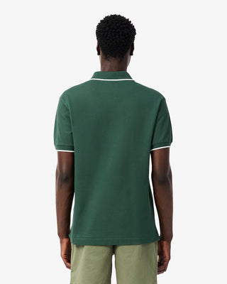 Polo LACOSTE classic fit L.12.12 con tasca e bordi a contrasto