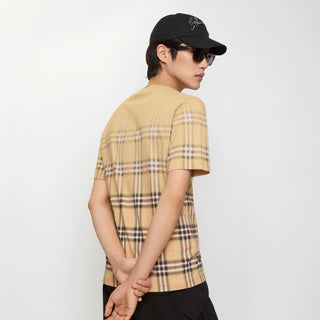 T-shirt BURBERRY in cotone Check sfumato Beige - Moda & Modi Luxury